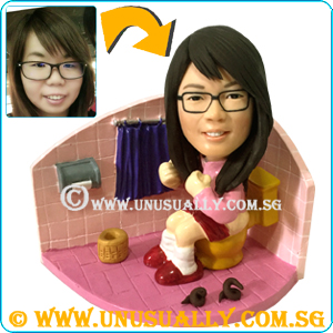 Custom 3D Caricature Female In Ladies Figurine